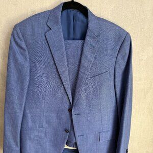 Corneliani Made in Italy Blue Wool-Silk Two-Piece Suit – Size 50R (40 US)